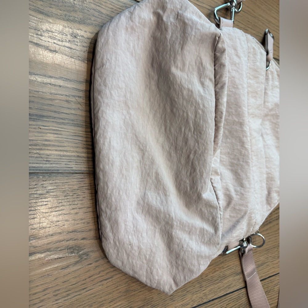Lululemon Festival Bag -  Light Pink Crossbody Bag 5L - Picture 5 of 7